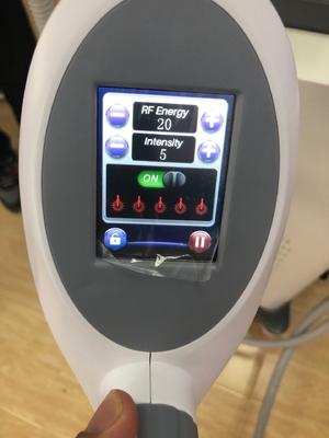 Máquina para adelgazar el cuerpo, levantamiento de la piel, máquina de forma de vela, máquina de cavitación por ultrasonido de RF.
