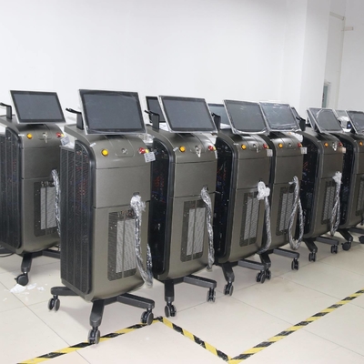 755nm 808nm 1064nm Máquina de belleza multifuncional Pico Nd YAG láser con tecnología de RF